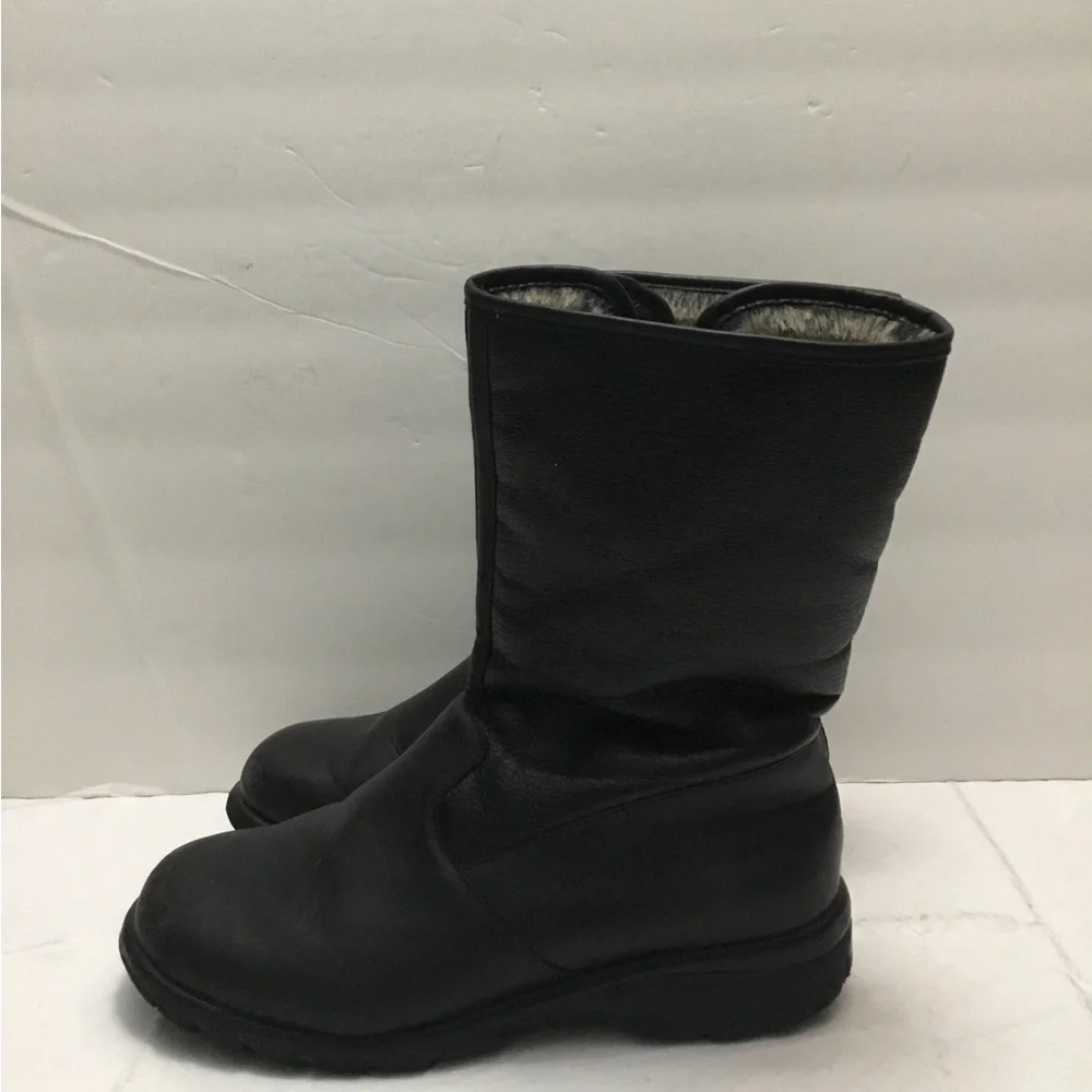 TOE WARMERS Black Leather Mid-Calf Boots